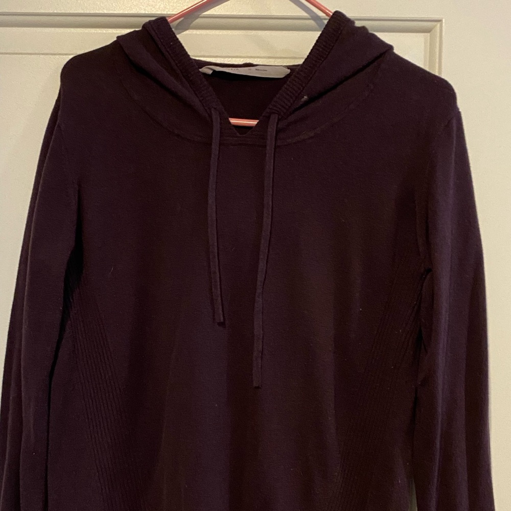 Womens Athleta plum hooded sweater. Medium